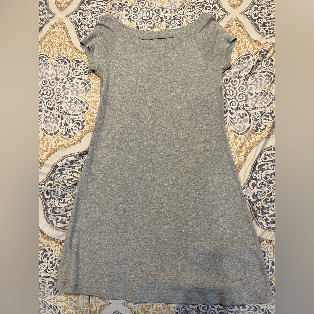 Chelsea and Theodore T-shirt Dress